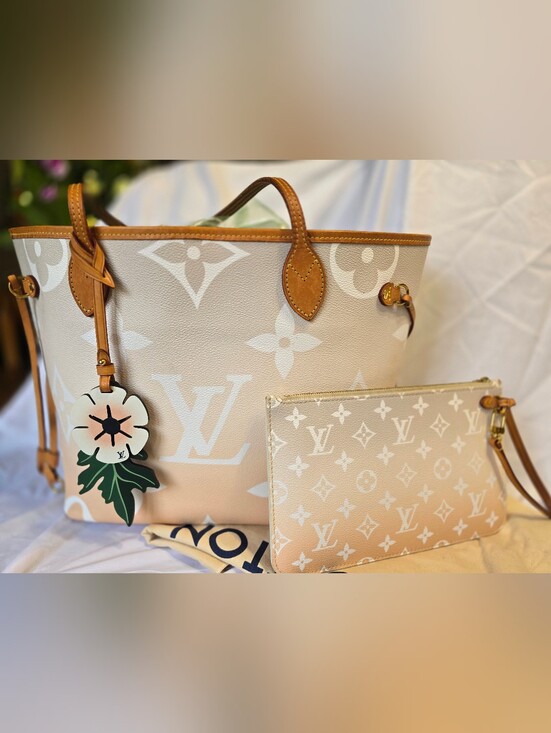 Louis Vuitton Handbags - Louis Vuitton Neverfull MM Tote Bag from the limited-edition 2021 "By The Pool"